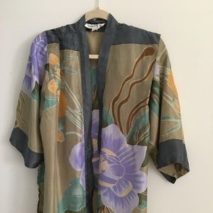 Silk Kimono, Bold floral top